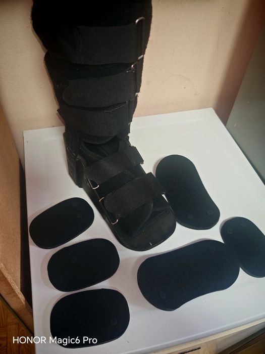 Пластмасова ортеза за глезен и пищял, 45см,размер L