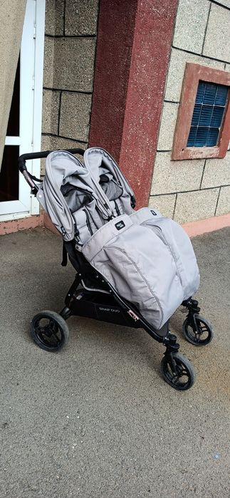 Продам коляску для двойни