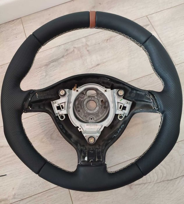 Retapitare plafon auto/stalpi/volane