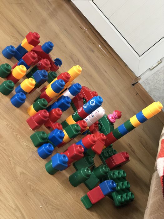 продам детский конструктор