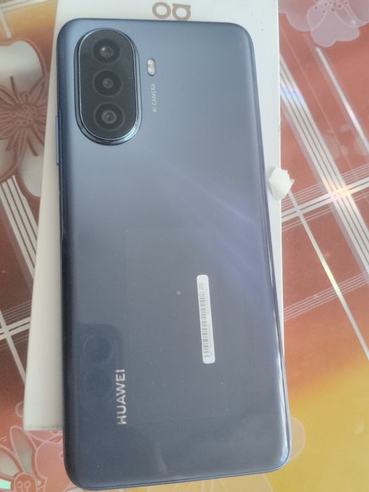 Продам телефон хуавей