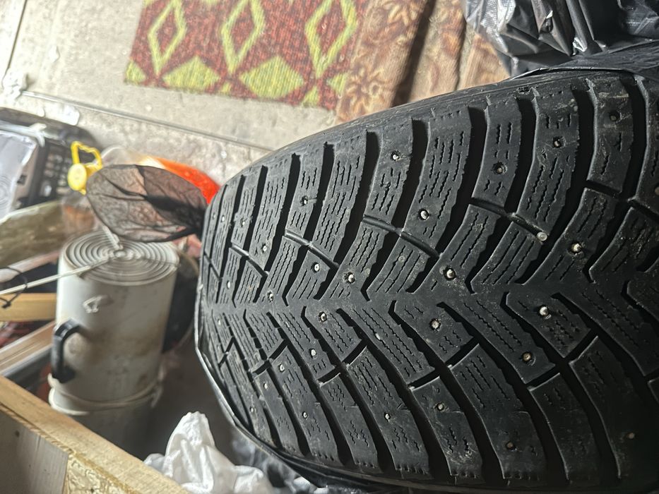 Продам шины Nexen R18