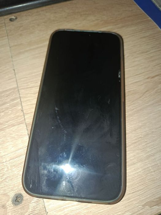 Honor x8c 256tali sotiladi srochni