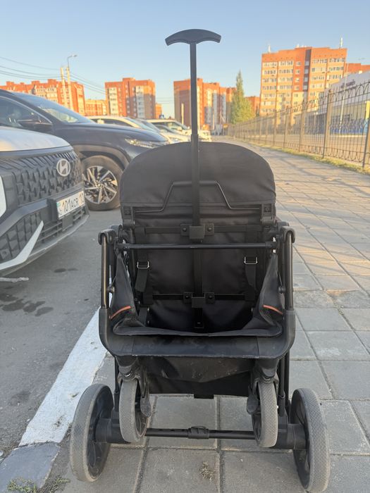 Демисезонная коляска