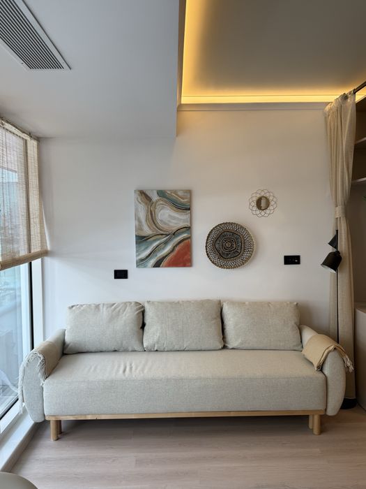 Inchiriere studio premium White Titanic prima linie