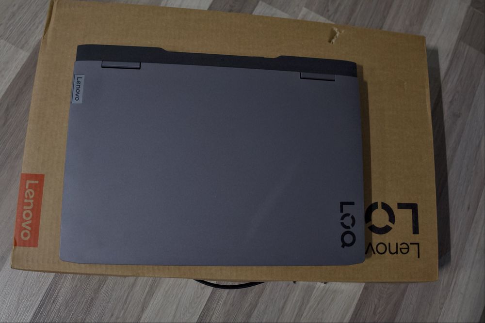 Геймърски лаптоп Lenovo LOQ