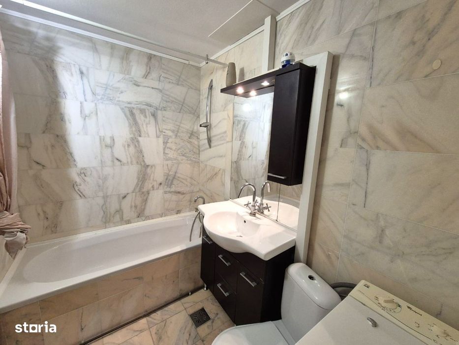 Apartament spatios, frumos renovat, ultracentral, Arad