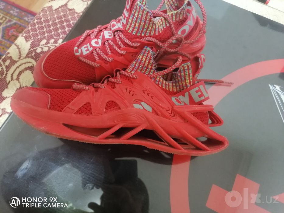 Модные, стильные кроссовки  " Fredi Kryger", " Red Love", " КF Fashion