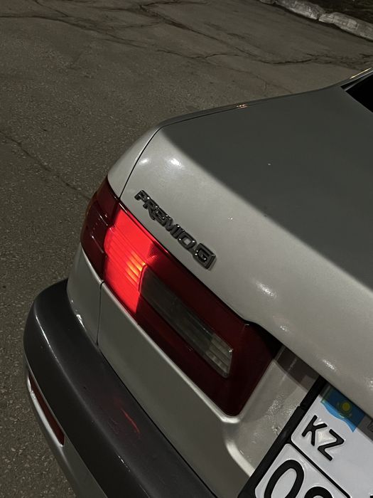 Продаю машину тайота карона