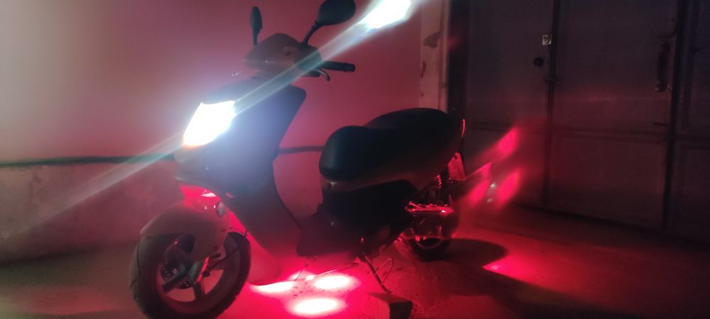 Продам гибридный Скутер