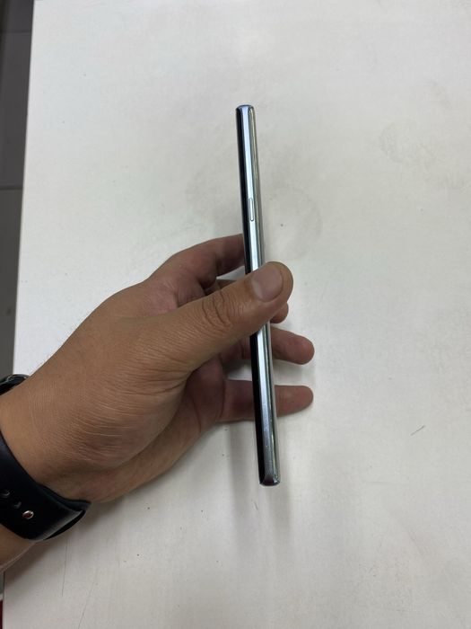 Samsung Note 9 (128GB)  видеальном состояний