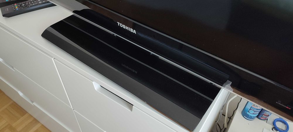TOSHIBA LED телевизор