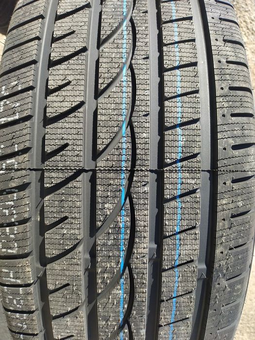 Lanvigator 265/45R21 Snowpower