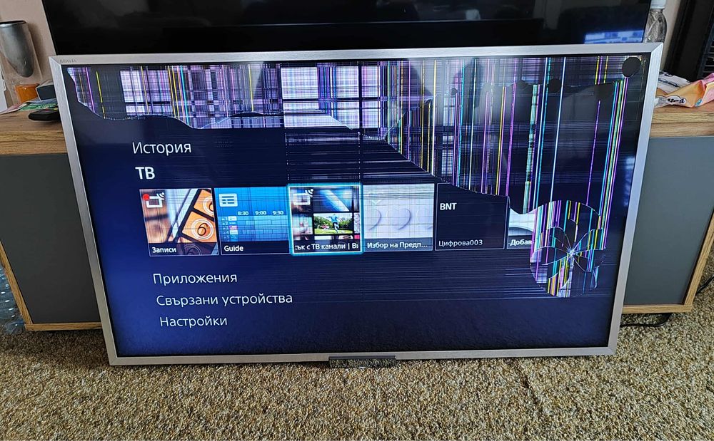 TV Sony KDL-42W807A на части