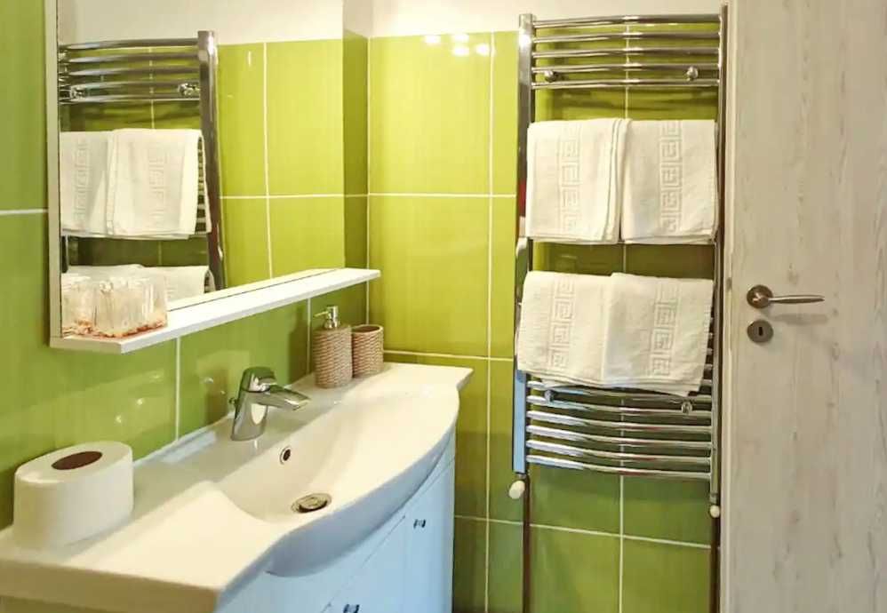 Дава се под наем Тристаен апартамент в Пловдив, Южен - 90 кв.м за 331.5 € - Снимка #3