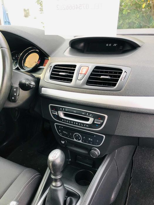 vand renault megane 1.6 benzina din 2009