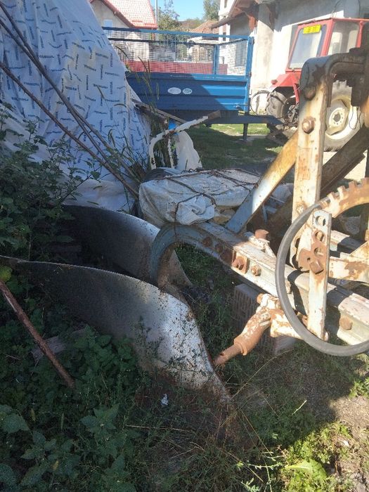 Plug de tractor.