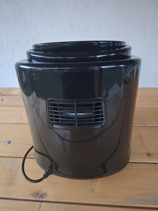 Friteuză cu aer cald (Air Fryer) JRH - Stare perfectă