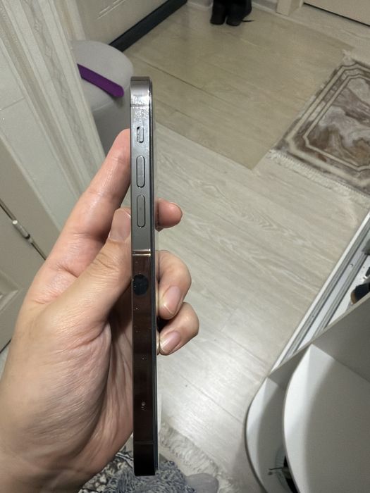 Iphone 12 pro графитого цвета
