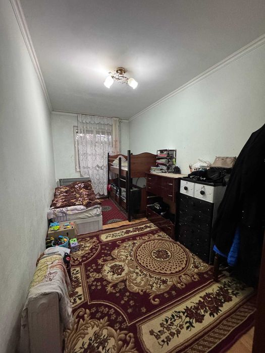 1-я линия в Чиланзаре — 2 комнаты под нежилое, 49 м², 1/4`