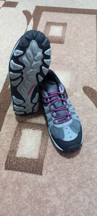 ghete bocanci Merrell goretex