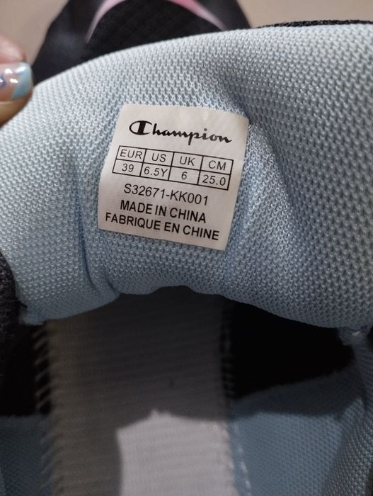 Обувки и сандали