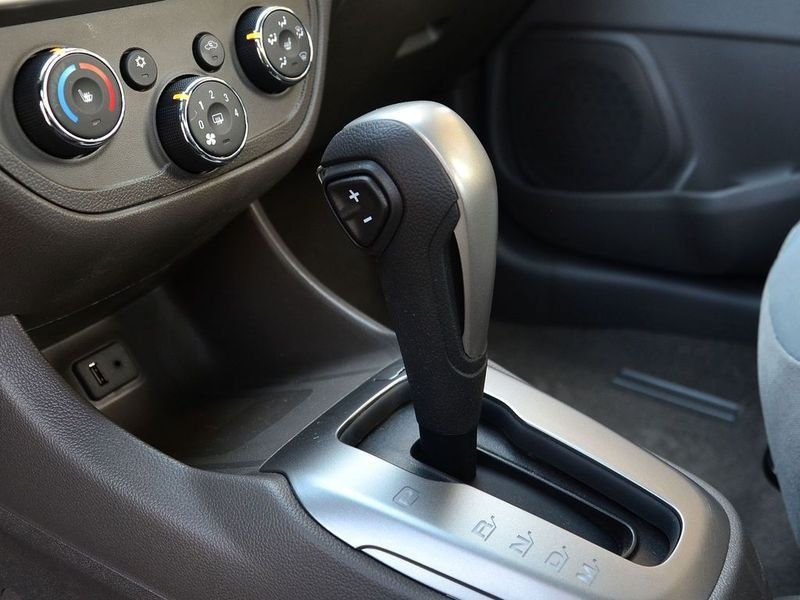 Suxoy  kunlik soatiga arenda ga beriladi Spark nexia 3 kobalt Malibu 2