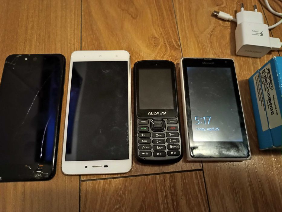 4 telefon: Nokia Lumia 532/Allview M9 JOIN,Tesla/telefoane