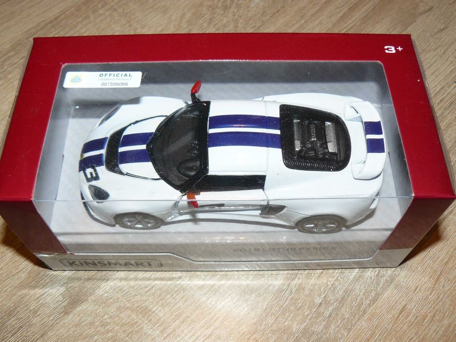 Macheta Auto De Colectie LOTUS EXIGE S 2012 Scara 1:32, Noua Kinsmart