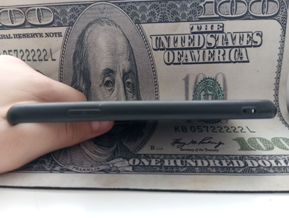 Чехол на iPhone xs или xs max