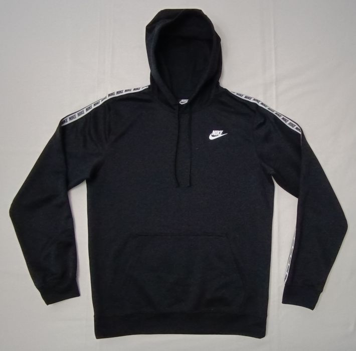 Nike Sportswear Repeat Sweatshirt оригинално горнище S Найк суичър