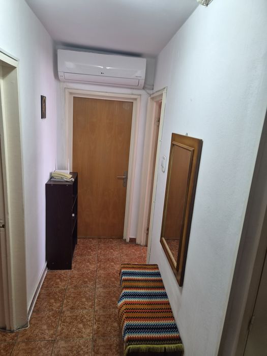 Vand apartament 2 camere Berceni