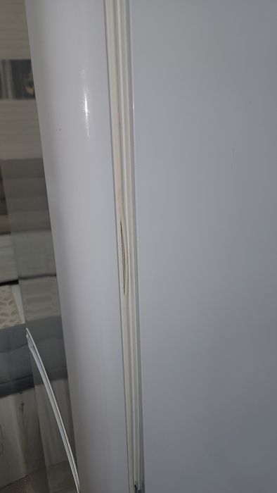 Холодильник indesit. В хорошем состоянии , цена 150$