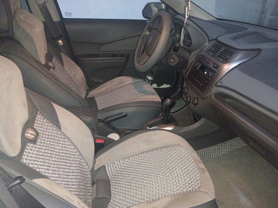 Naqtga sotiladi yangi mashena