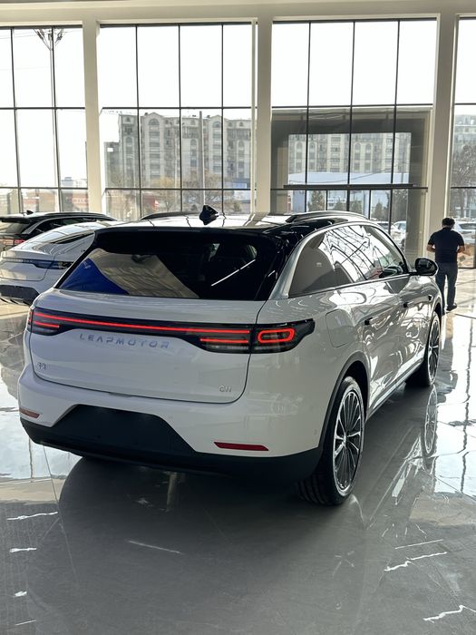 LEAPMOTOR C11 gibrid 300 km premium dop opsiya