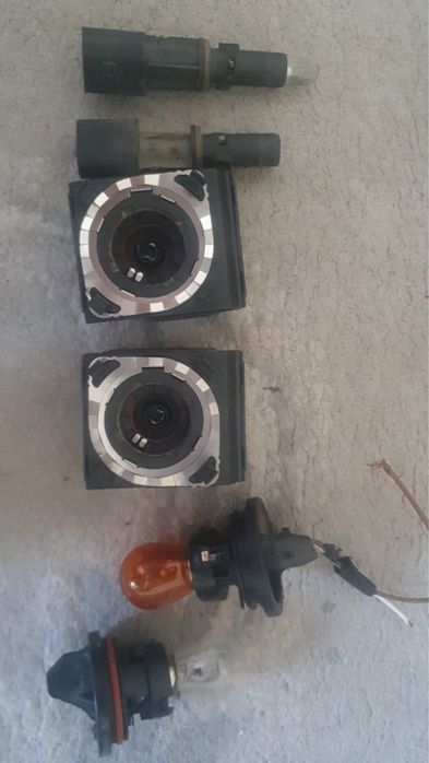 Стекла фар На Мерседес w211