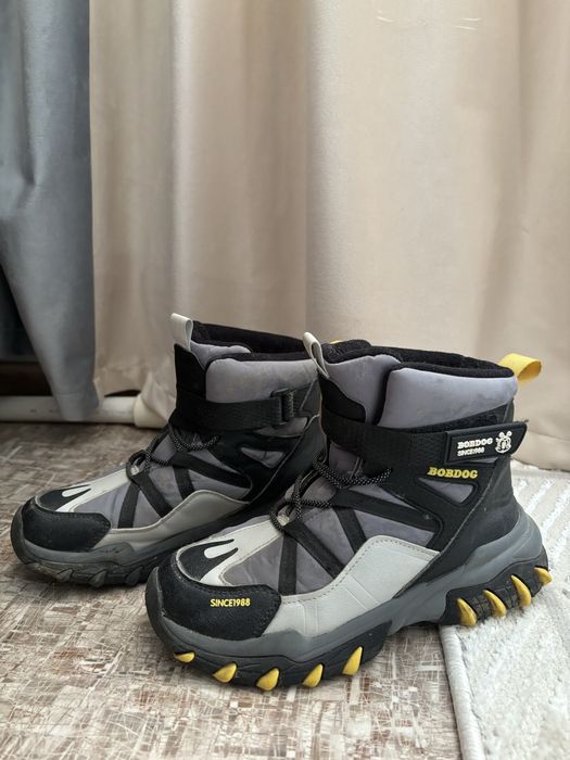 Зимние ботинки подростковые