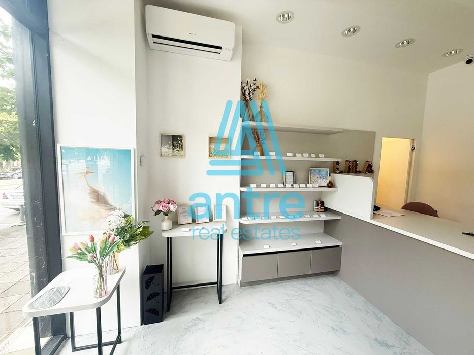 Дава се под наем Магазин в София, Оборище - 24 кв.м за 900 € - Снимка #3