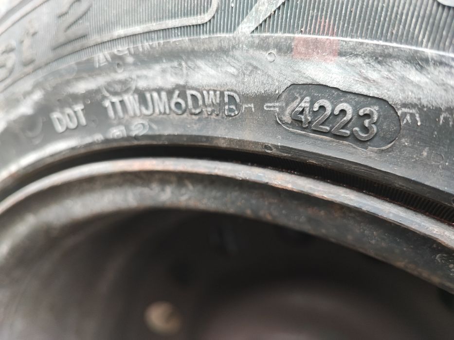 Cauciucuri pt iarna 205/55/16