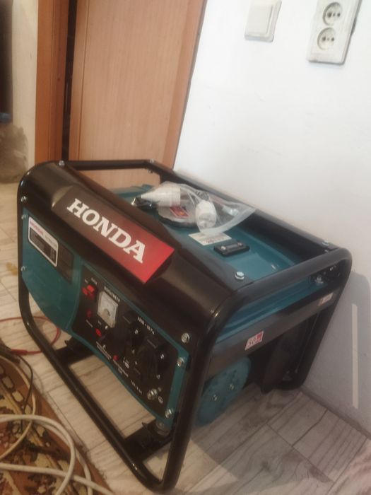 Срочно продам генератор продам