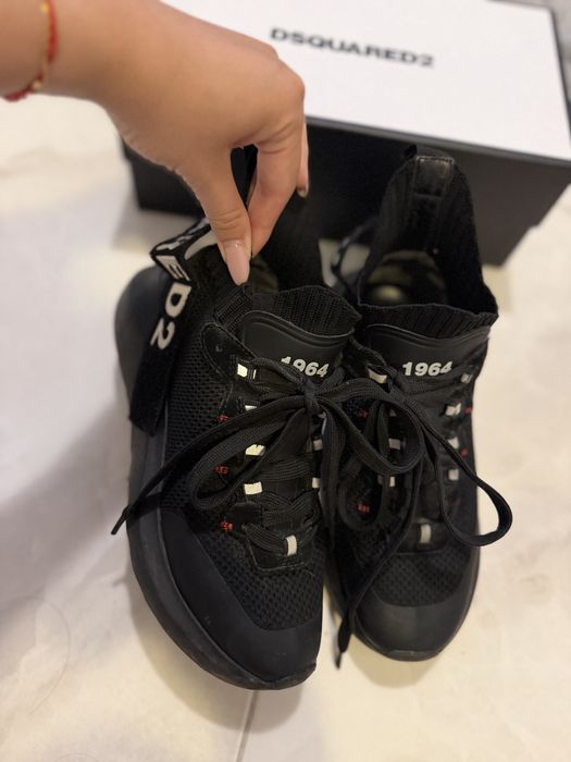 Оригинални обувки и джапанки Dsquared2