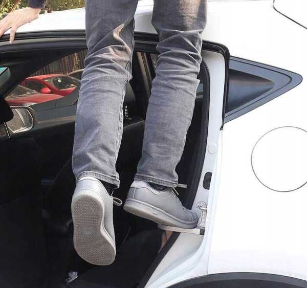 Степенка за кола, помощна, алуминиева, до 200кг, стъпка, за качване