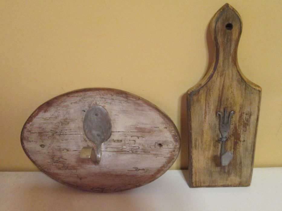 дизайнерска  арт  закачалка в стил прованс