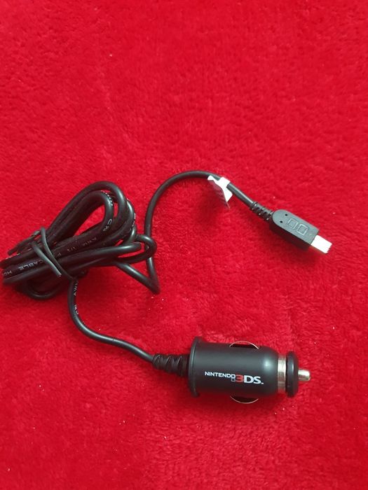 Incarcator nitendo ds 220v și 12v