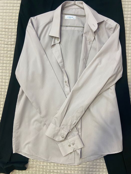 Абитуриентски костюм