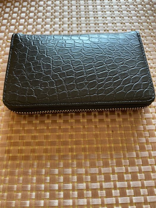 Дамски и мъжки портфейли