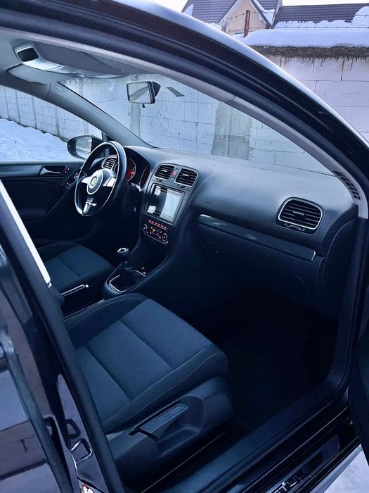 Vând VW Golf 6 recent intrat în țară