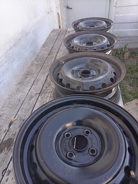 Продам 4 диска R15