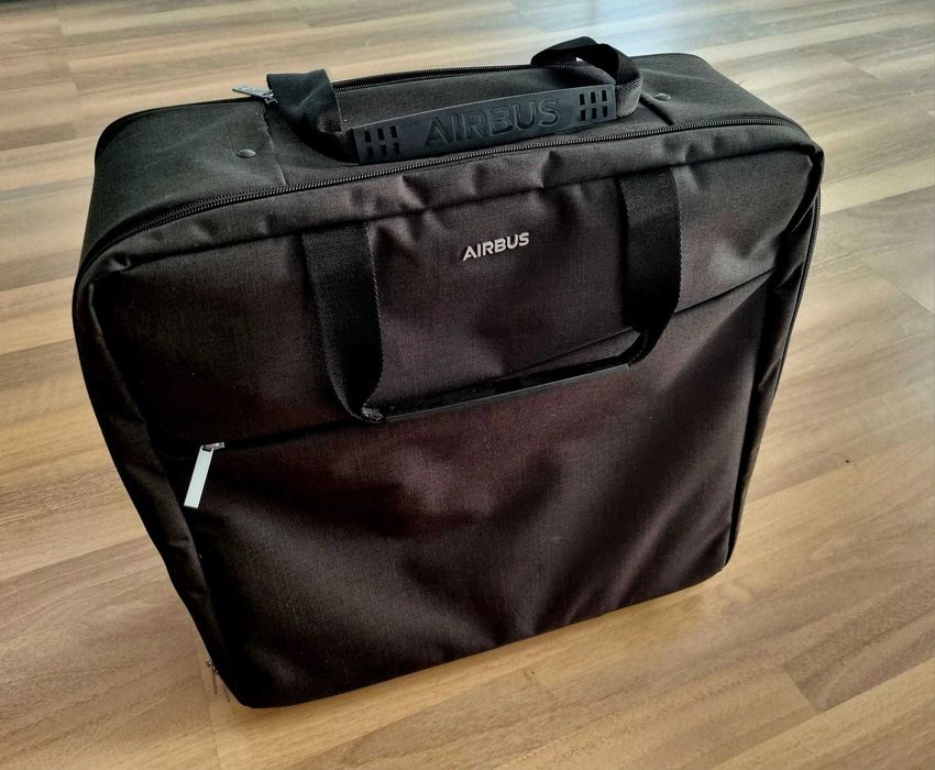 Troler Cabina / Valiza Airbus tip pilot (originala)