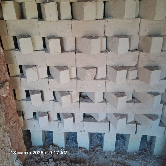 Pishgan xom g'ishtlar bor teshikli teshiksiz pochkali xam bor